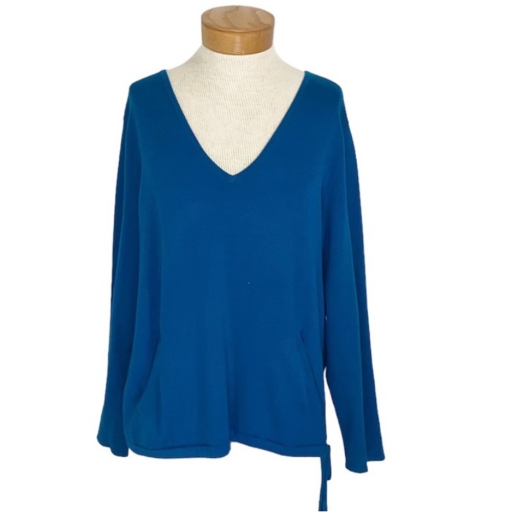 Chico’s, V-neck Turquoise, Long Sleeve Sweater with Pockets and Tie Hem 1/Med.